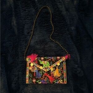 Multicolor Embroidered Women's Clutch